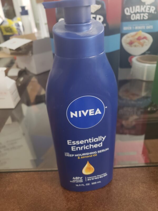 NIVEA BODY LOTION